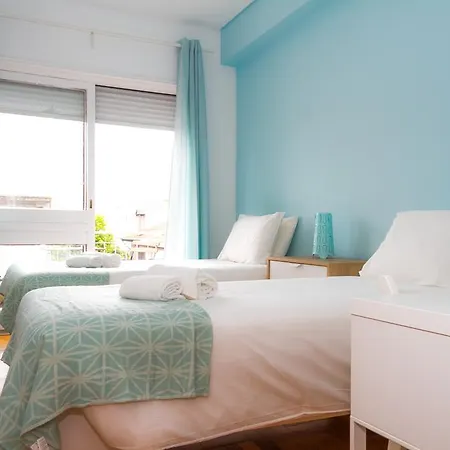 Liiiving In | Downtown Delight Apartment *